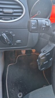 Ford Focus II combi 2.0i 107Kw - 10