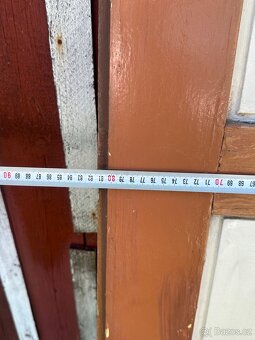 Staré starožitné dřevěné dveře z chalupy - 10