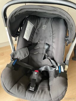 Autosedačka Doona Plus + Isofix báze - 10