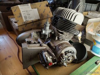 Velorex 16/350 R.1969 na renovaci - 10