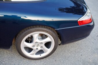 Porsche 911 996 Carrera 2 - 10