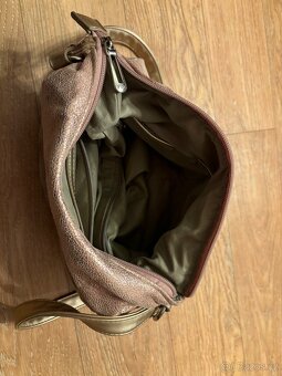 Dámská zimní péřovka, podzimní bunda a kabelka - 10