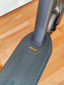 Elektrokoloběžka Segway Ninebot G2 MAX 35km/h CELOODPRUŽENÁ - 10