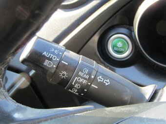 Honda Civic 2.2 CDTi , 110 kW nafta, 2012 - 10