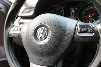 Volkswagen Passat 2.0 103KW,TAŽNÉ ,navigace - 10