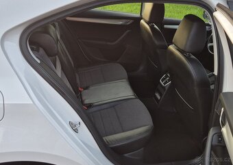 Škoda Octavia 3. Elegance 2.0 TDI 110 KW 1 maj serv kniha - 10