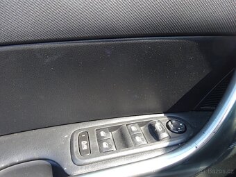 Peugeot 308 SW - 1,6 i ,GARANCE KM, 7 MÍST - 10