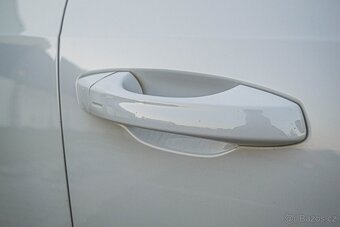 Škoda Octavia Combi 2.0 TDI RS DSG 4x4 - 10