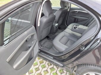Volvo S80 1.maj.,nová stk, servis volvo - 10