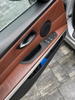 Prodám BMW e91 330d 170kw r.2007 - 10