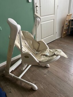 Prodám dětské křeslo/houpačku Carello Cascade, bílo-béžová - 10