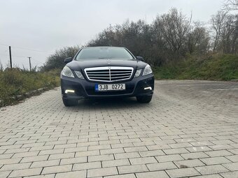 Prodám Mercedes Benz e class 350 4Matic - 10