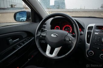 Kia Cee´d 1.4 CVVT 105k EX - 10