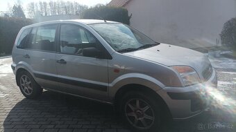 Ford fusion - 10