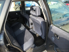 Audi 80 2.6i 110KW Avant Quattro - 10