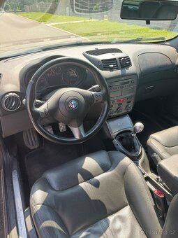 Alfa Romeo GT 1.9jtd rok 2008 - 10