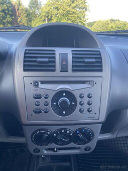 Suzuki ignis 1.5i 4x4 - 10