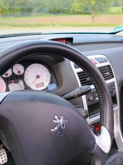 Peugeot 307cc / 2.0 16v // KRÁSNÁ // BEZ KOROZE - 10