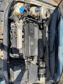 Octavia 1 1.8t 110kw AUM n.d. - 10