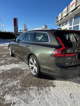 Volvo V90 2021 Momentum Pro DPH - 10