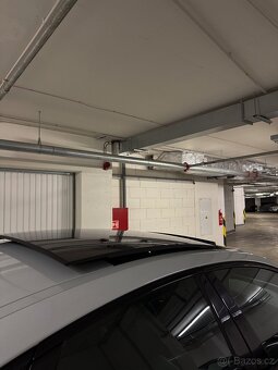 Jaguar XF 3.0D V6 R-SPORT - 10