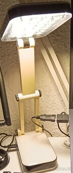 stolní LED lampa - 10
