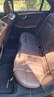 MERCEDES W212 FACELIFT AMG - 10
