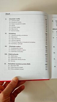 Kompendium fyziky + Kompendium chemie - 10