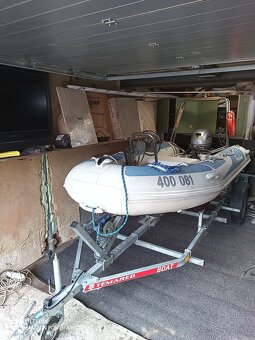 Motorový člun - 10