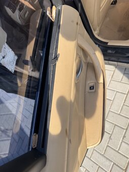 BMW E90 El.Sportsitze, Roletky, Dřevěný dekor - 10