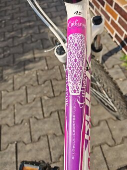 Rock Machine Catherine 24 - 10