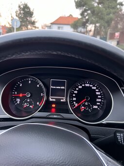 2019 rok. Volkswagen Passat B8. 2.0 TDI (110 kw) - 10