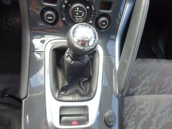 Peugeot 3008 2.0 HDI r.v.2010 (110 kw) Koupeno ČR - 10
