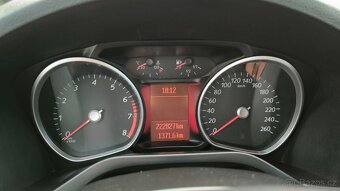 Ford S-Max - 10