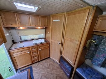 HOBBY DE LUXE 360 s ČR TP a STK - SOLÁR, PŘEDSTAN, 100 km/h - 10