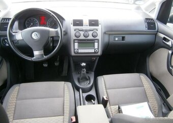 Volkswagen Touran Cross 1.4TSi,2x kola benzín manuál 103 kw - 10