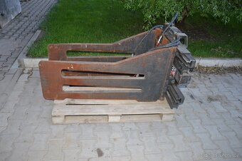 Hydraulické čelisti úchop nosič Meyer 1.6T na ještěrku VZV - 10