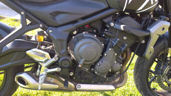 Prodám Triumph Trident 660 - 10
