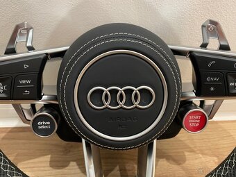 AUDI R8 VOLANT SPORTOVY - START/STOP - DRIVE SELECT - 10