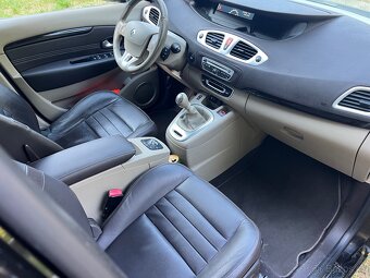 Renault Grand Scénic III 2.0 dCi 118kW - 10