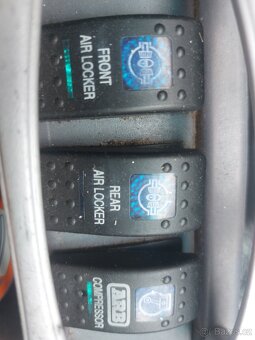 Toyota Hilux 2.5 D4D, 75 kw, KDN 165, 290 tis.km - 10