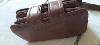 Malá hnědá kabelka crossbody - NOVÁ - 10