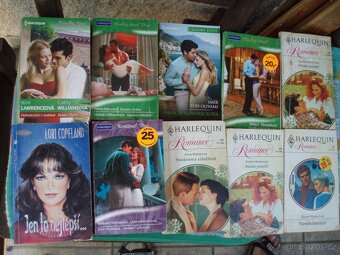 staré Harlequiny-milostné romány pro ženy a dívky-Desire - 10