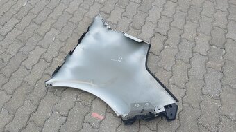 OPEL MOVANO – BLATNÍK  LEVÝ PŘEDNÍ BÍLÝ - 10