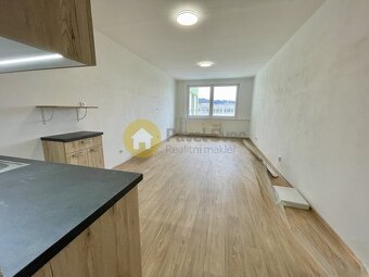 Pronájem nově rekonstruované garsonky, 32 m2/sklep, Strakoni - 10