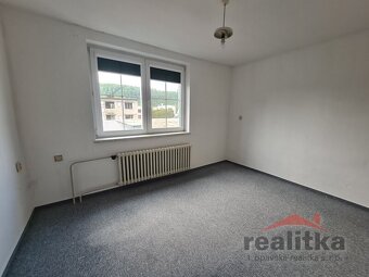 Prodej rodinného domu na Továrním okruhu, Hradec nad Moravic - 10
