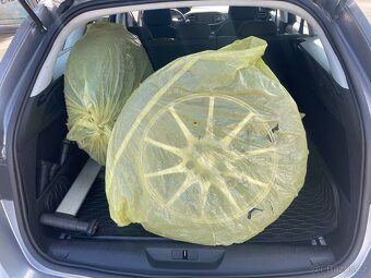 PEUGEOT 308 SW ALLURE 1.2i 96 KW Pure-Tech ČR 2015 - 10