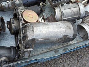 PŘÍSLUŠENSTVÍ MOTORU – VW/ŠKODA/AUDI 2,5TDi 120KW - BDG - 10