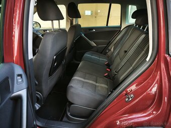 Prodám Volkswagen Tiguan 44 2.0 tdi tažné zařízení. - 10