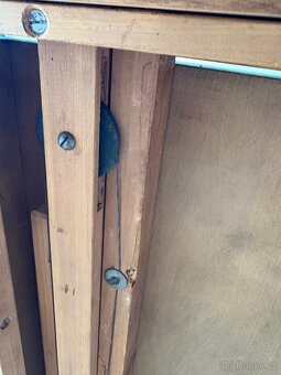 Jídelní stůl J. Halabala - 10